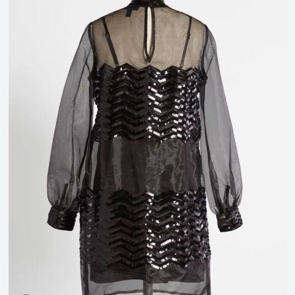 BNWT ModCloth Fanciful Fette Shift Sequin Overlay Dress- size small - Picture 3 of 12